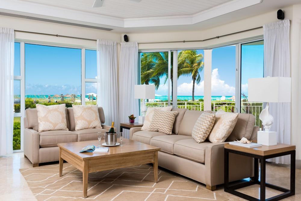 West Bay Club Hotel Grace Bay Exterior photo