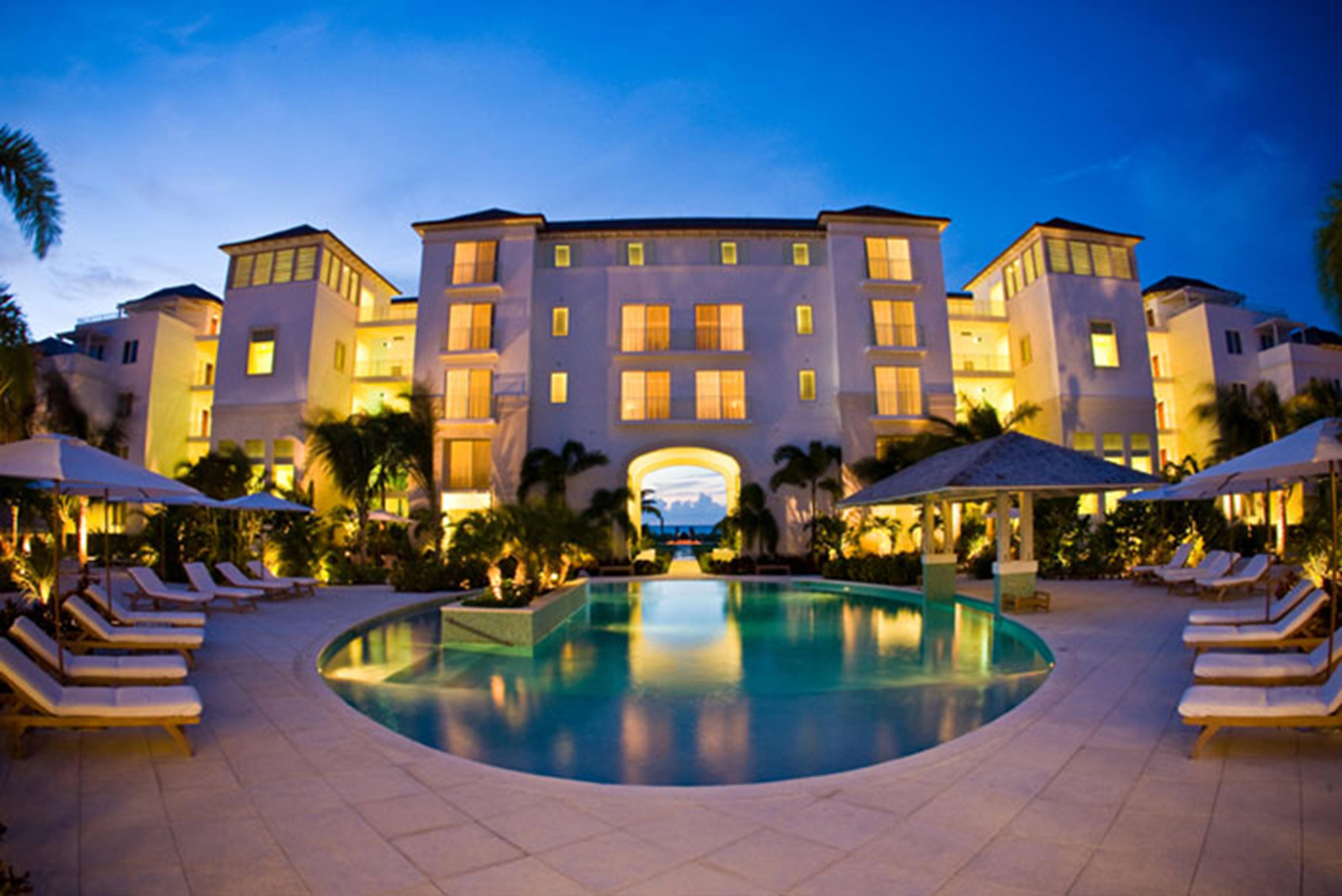 West Bay Club Hotel Grace Bay Exterior photo